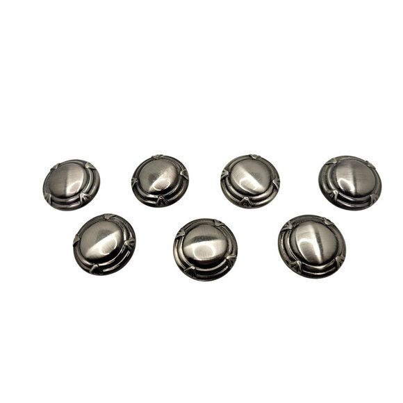 Set Of 7 Vintage Round Brushed Metal Drawer Knobs With Decorative Design - Picture 3 of 5